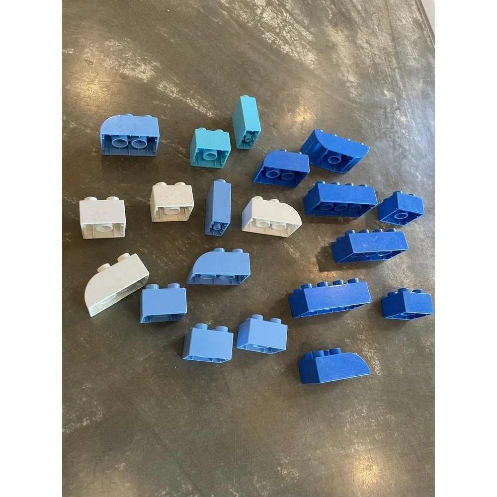 LEGO DUPLO Building Blocks Lot Blue/White Mixed Size Toy/Gift/STEM 20pcs - Picture 2 of 4